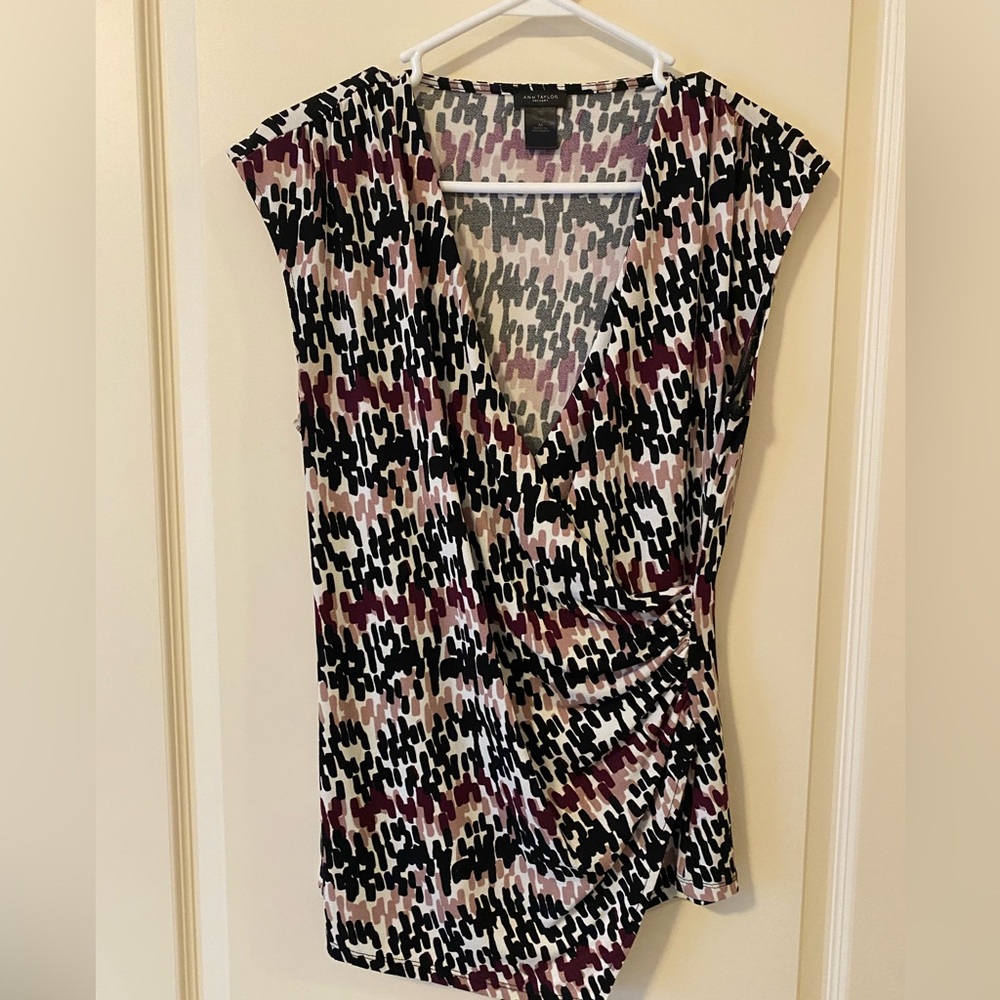 Ann Taylor Stylish Women's Multicolor Top Size M